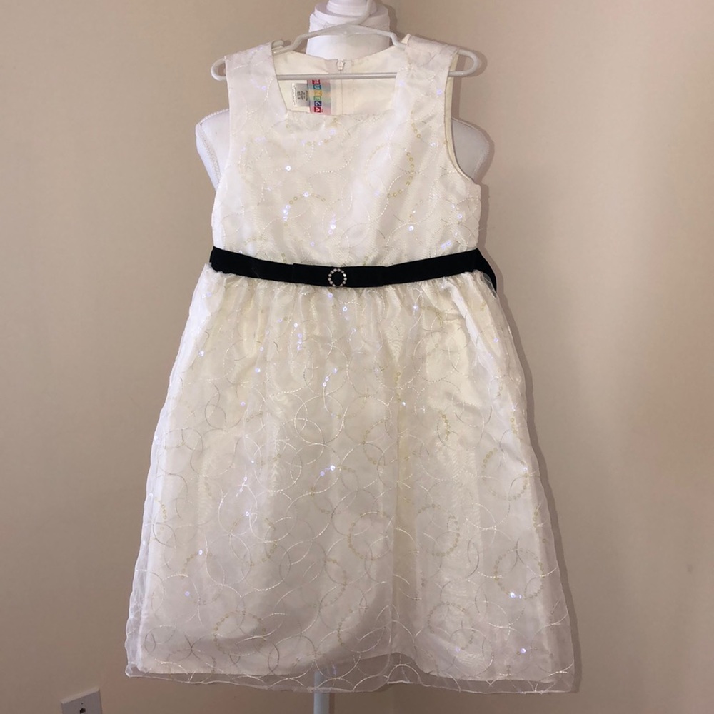 Muneca cream sequin dress